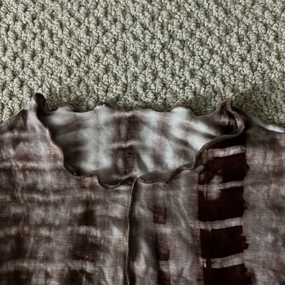 Shein crop long sleeve. - Picture 3 of 4